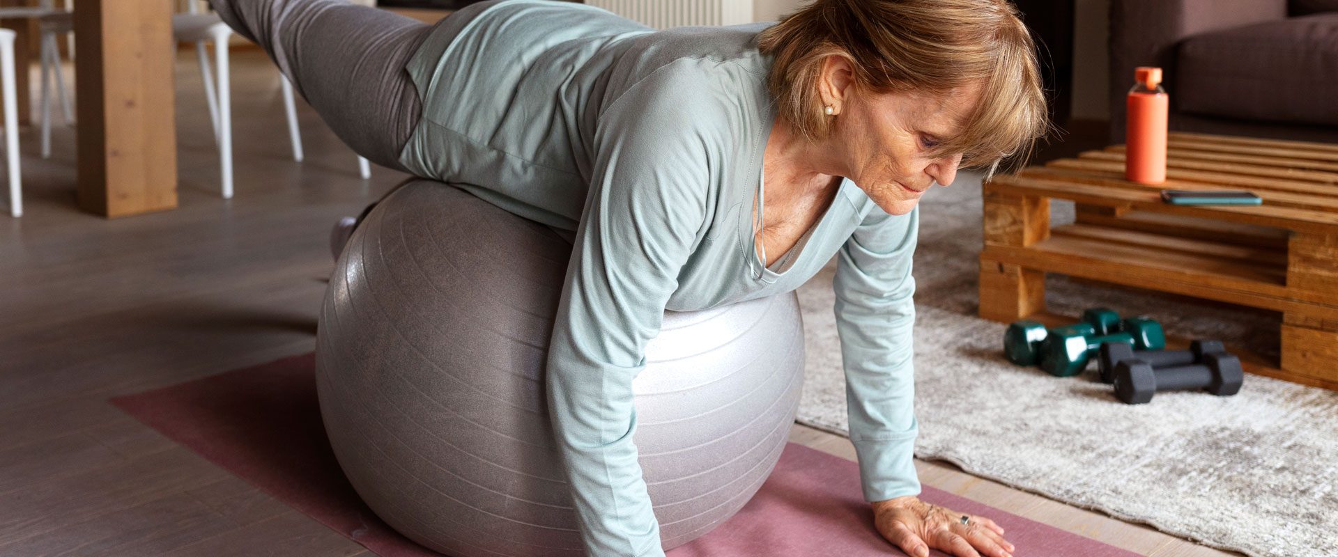 old-woman-doing-fitness-exercises