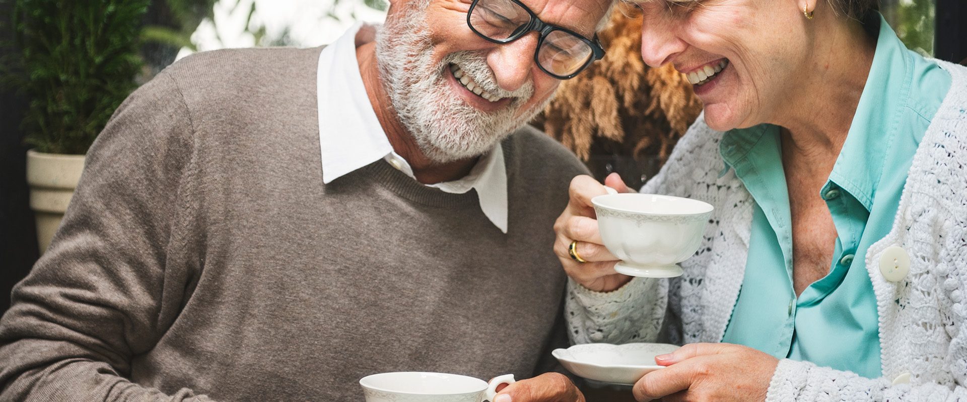 senior-couple-afternoon-tean-drinking-relax-concept