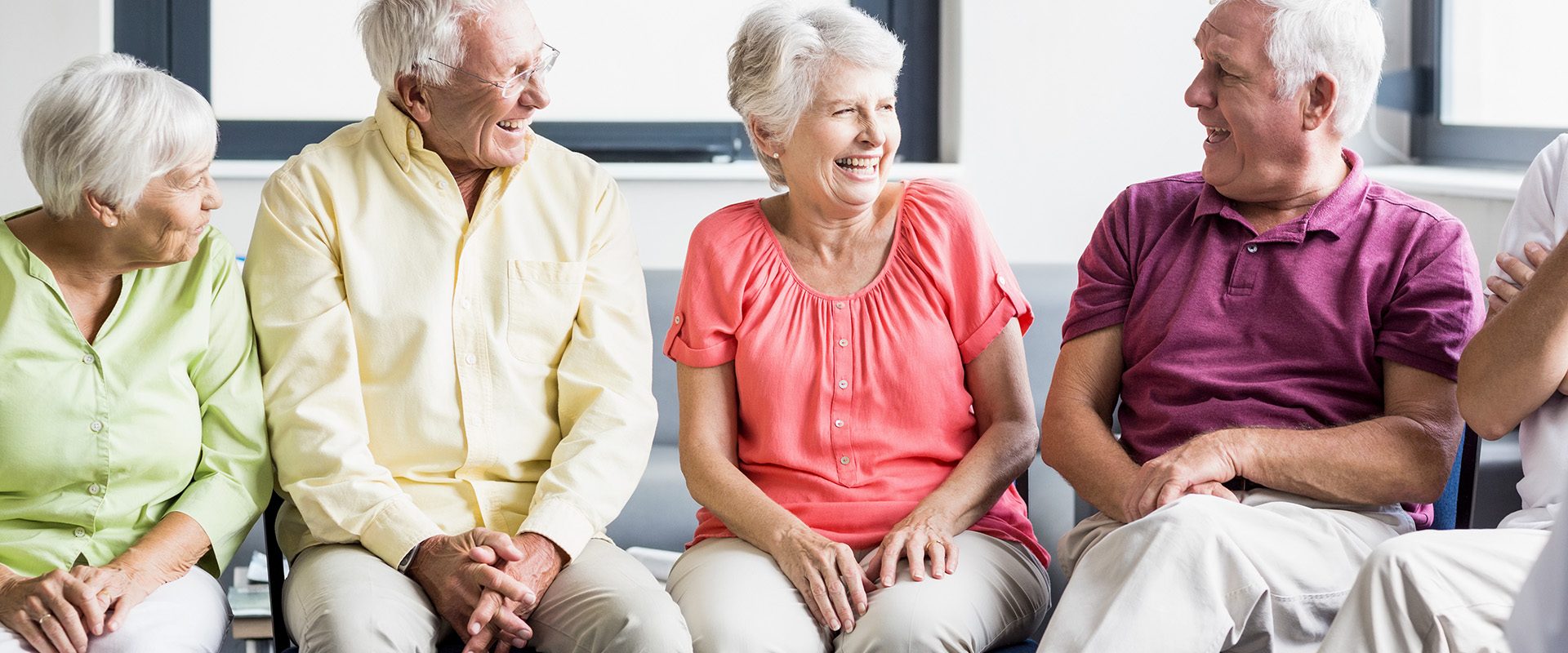seniors-talking-each-other